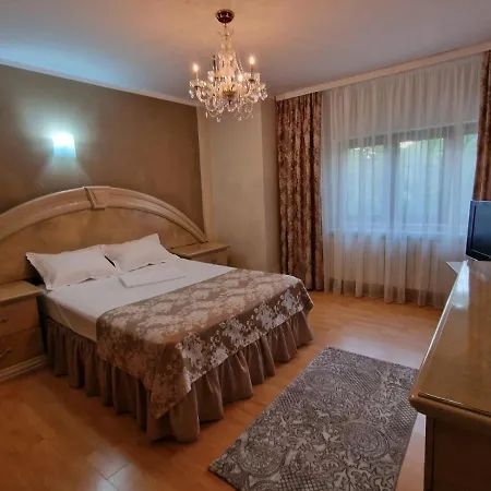 Vila 33 Вилла Констанца