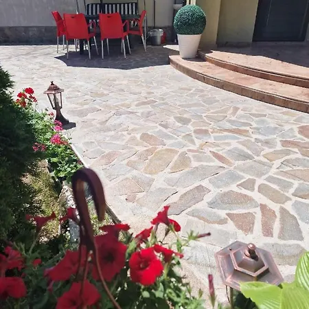 Vila 33 Vilă *